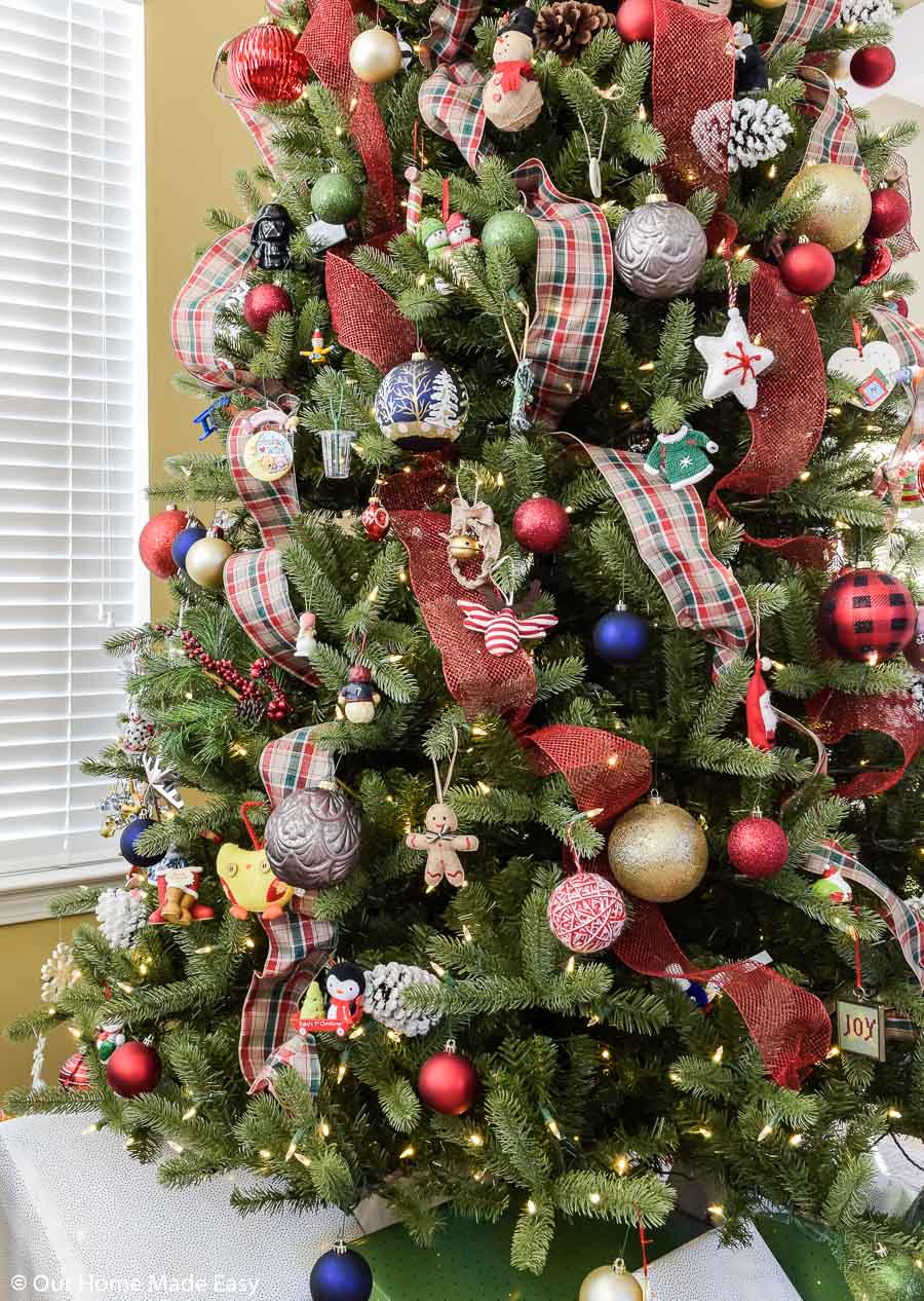 Deco Mesh Christmas Tree & Tree Decorating Tips | Our Home Made Easy