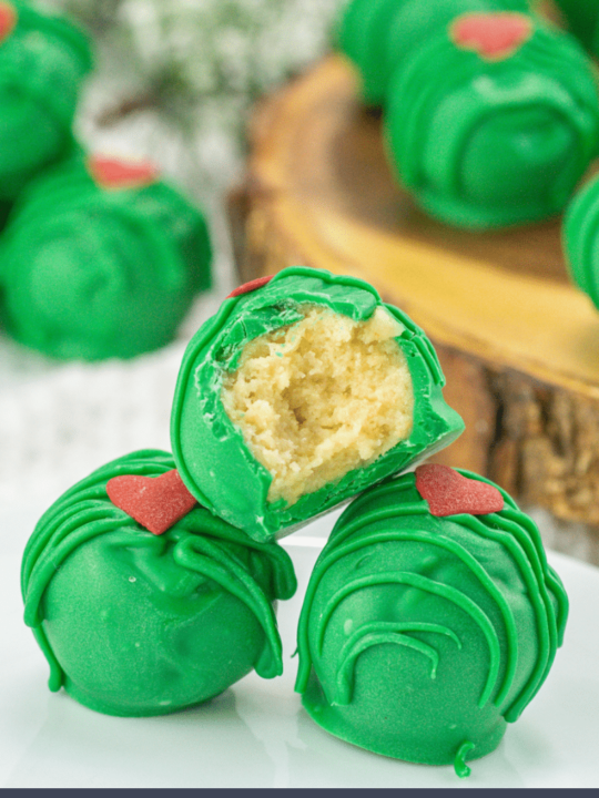 No Bake Grinch Oreo Truffles