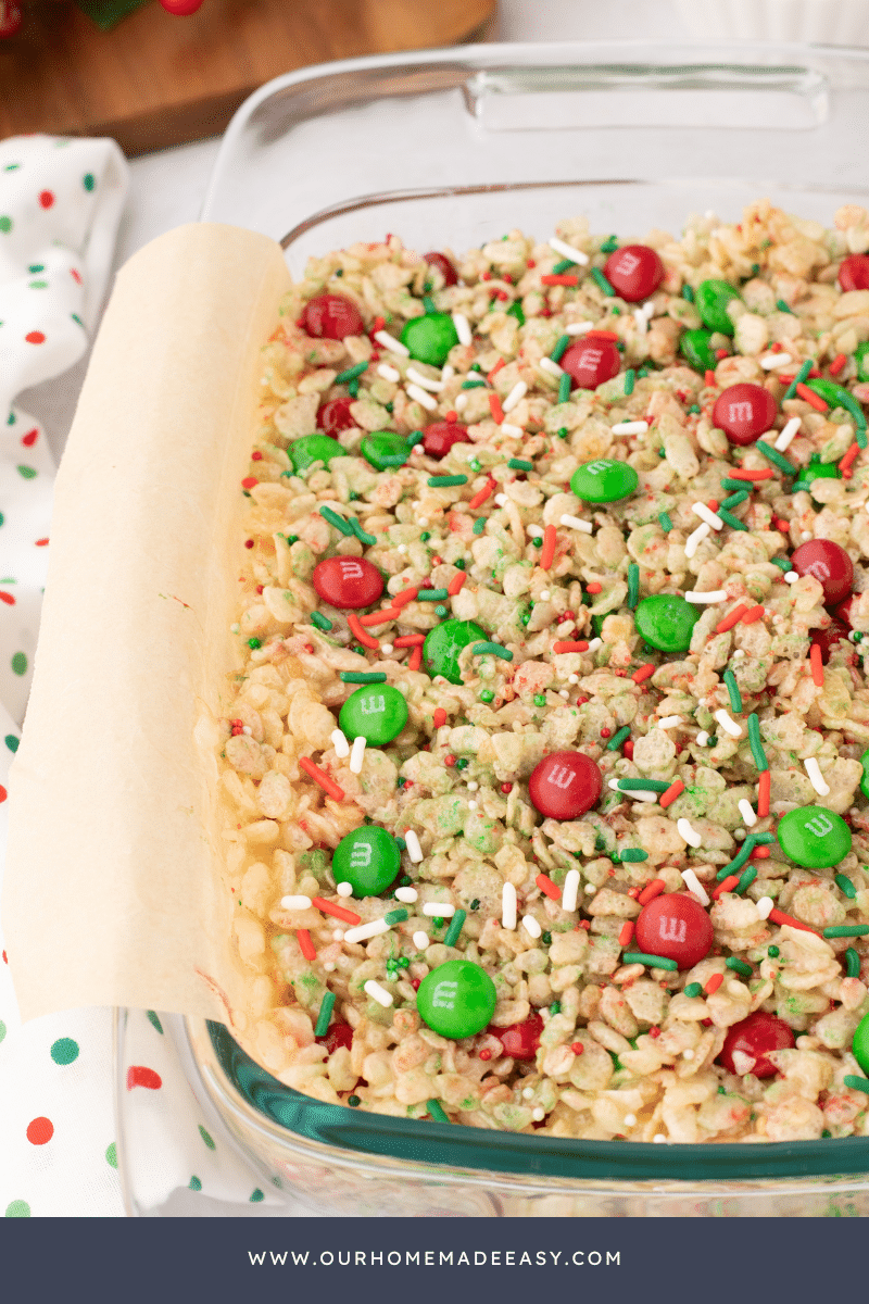 Christmas rice Krispie treats in glass pan