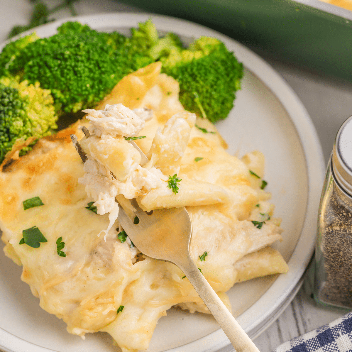 Easy Creamy Chicken Alfredo Casserole (Mostly Homemade)