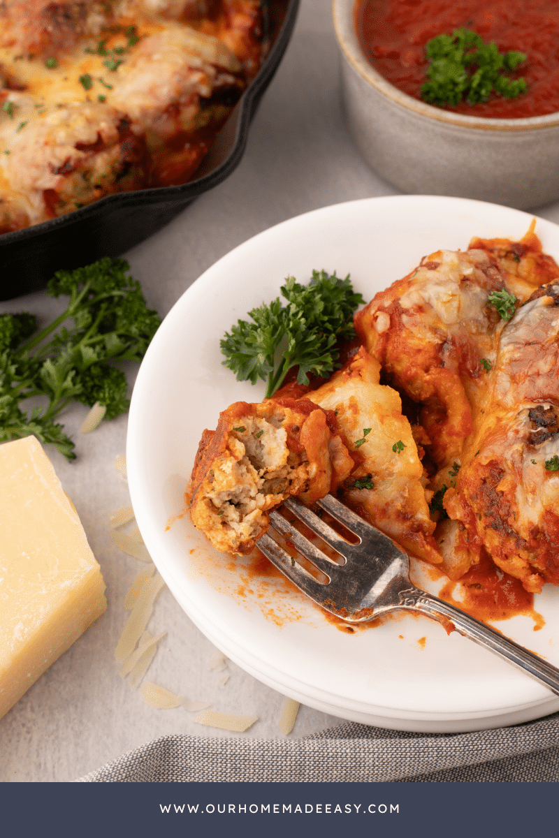 chicken meatballs marinara sauce on plate